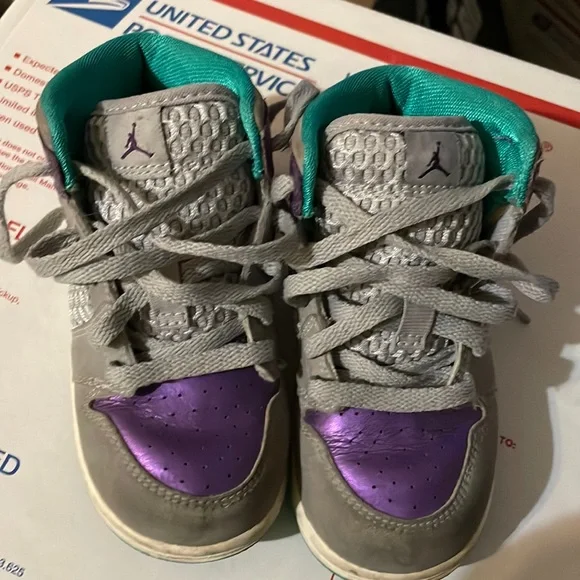 Purple Jordan AJ 1 - Picture 2 of 11
